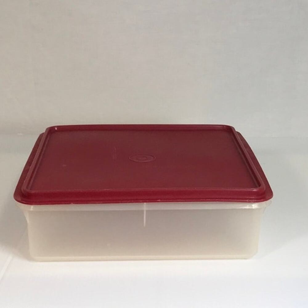 Tupperware Vintage Red Airtight Snack Storage Square Container Part # 514-4